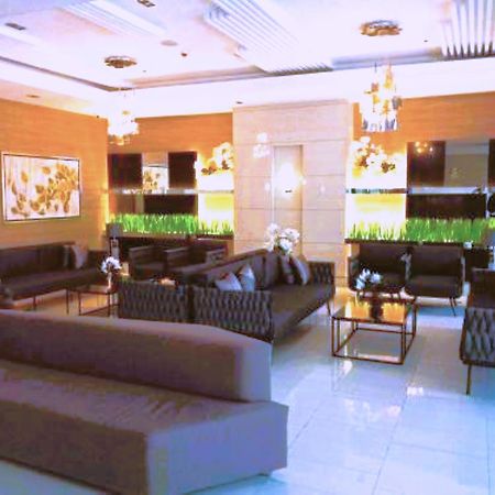Grass Residences Rendezvous Sm North Edsa Qc マニラ市 エクステリア 写真