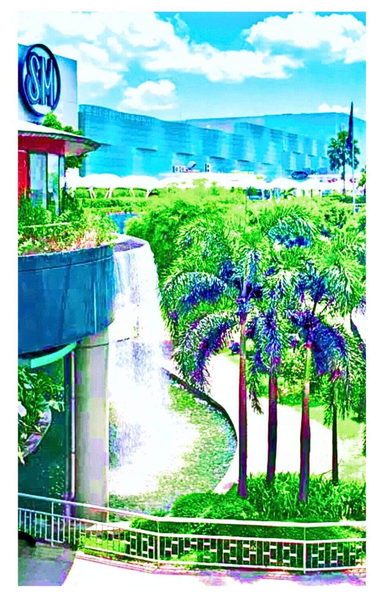 Grass Residences Rendezvous Sm North Edsa Qc マニラ市 エクステリア 写真